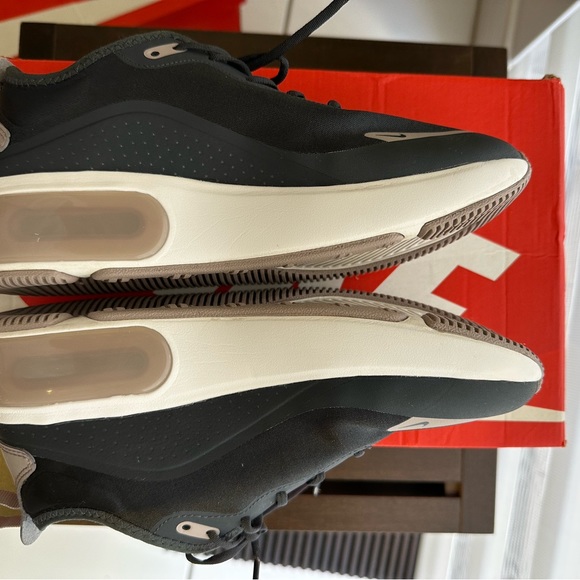Women’s Nike Air Max Día Black/Taupe size 7 - Picture 6 of 6
